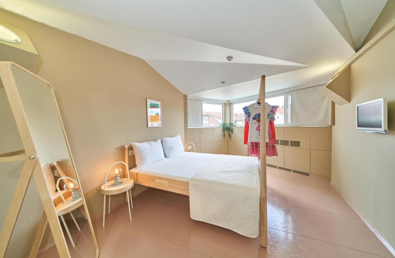 Design Hostel One Σπλιτ Εξωτερικό φωτογραφία