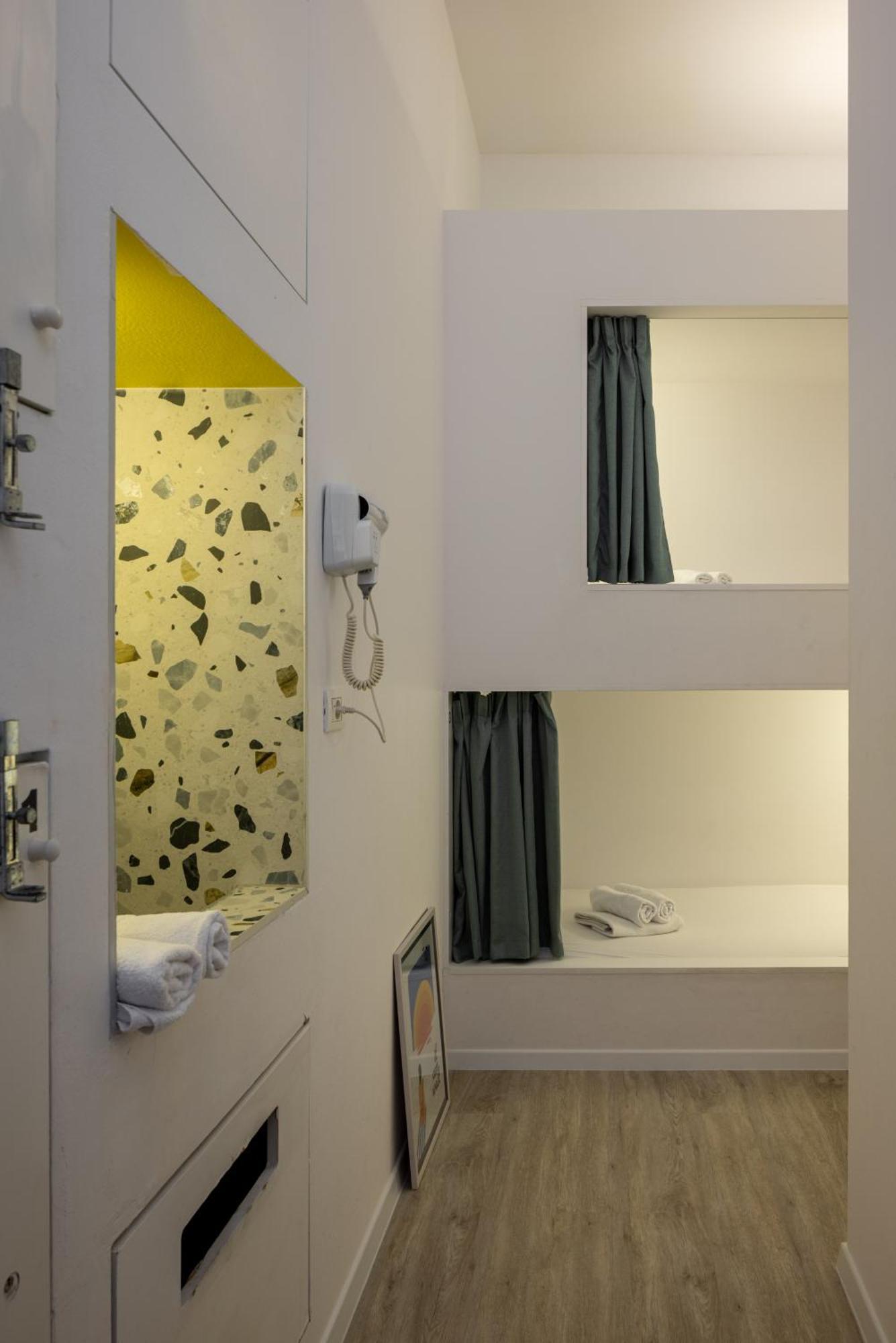Design Hostel One Σπλιτ Εξωτερικό φωτογραφία