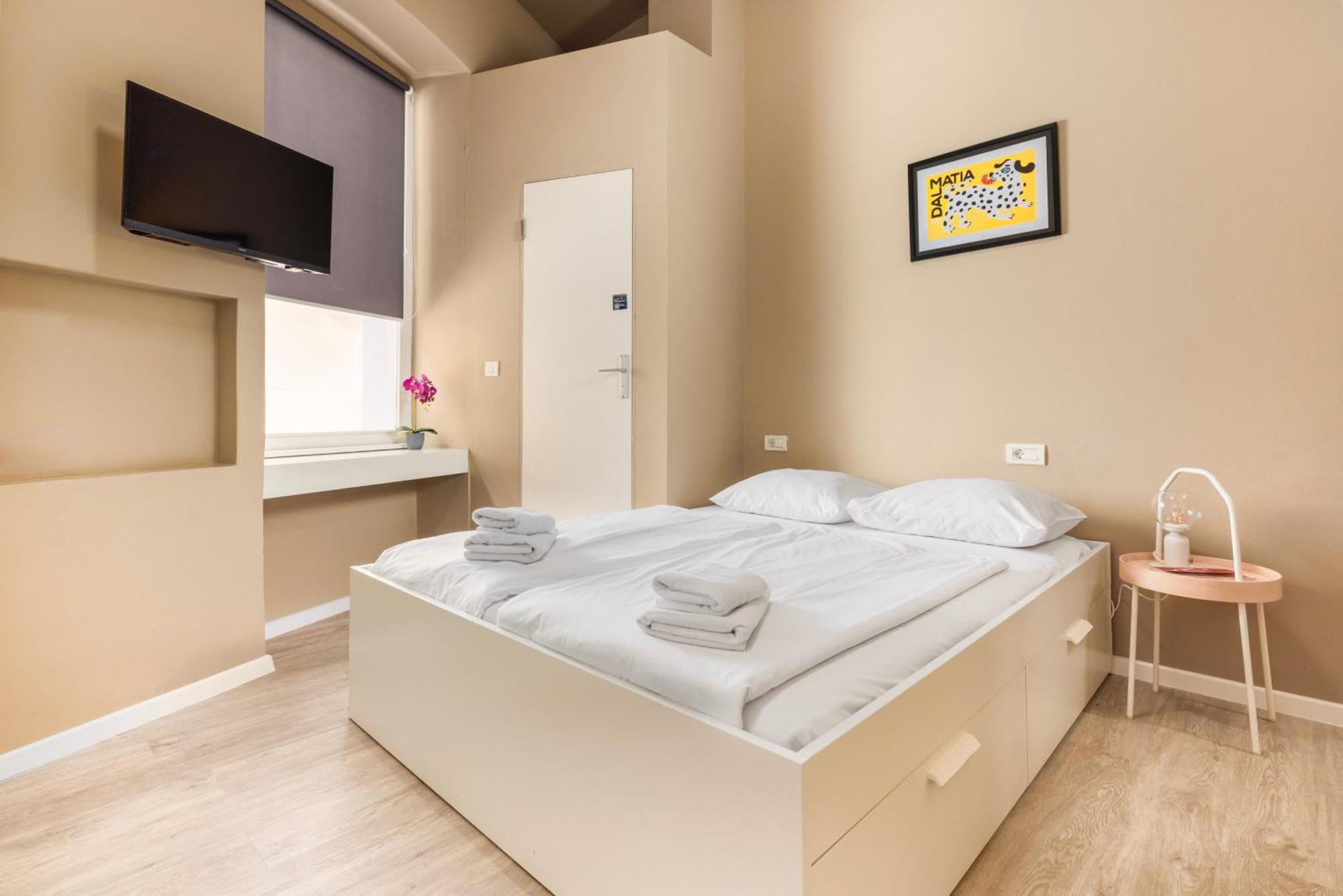 Design Hostel One Σπλιτ Εξωτερικό φωτογραφία